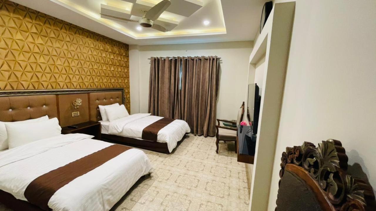 Golden Sand Hotel Rahim Yar Khan Bagian luar foto
